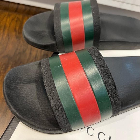 Gucci slides - Picture 5 of 9